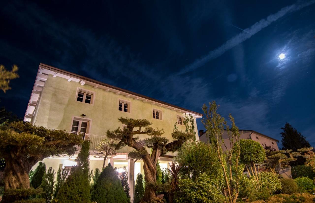 Hostal Il Giardino Degli Angeli Asís Exterior foto